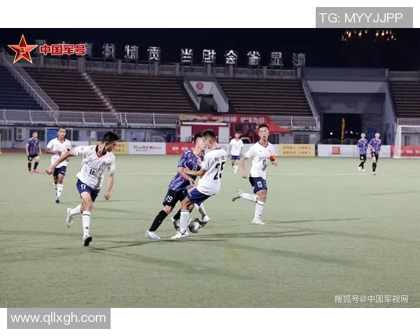 足球巨星巅峰对决谁能称霸绿茵场揭开全新对抗史诗篇章